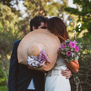 how to dress for engagement photos